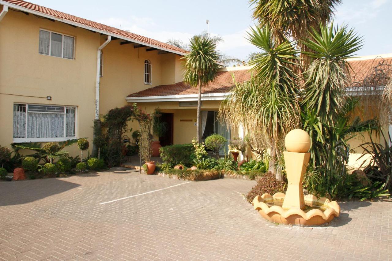 Kalahari Guest House Witbank Exterior photo