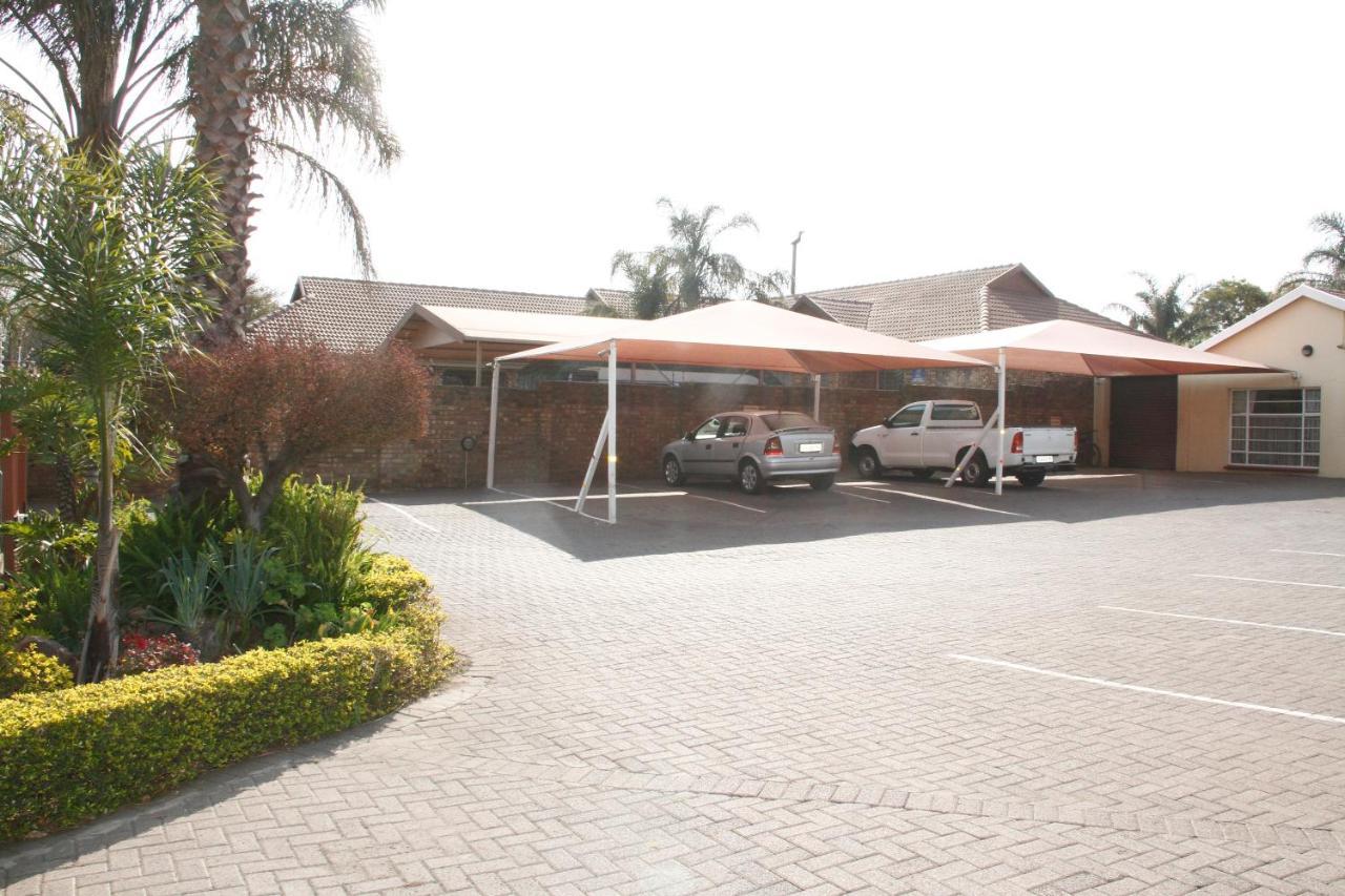 Kalahari Guest House Witbank Exterior photo